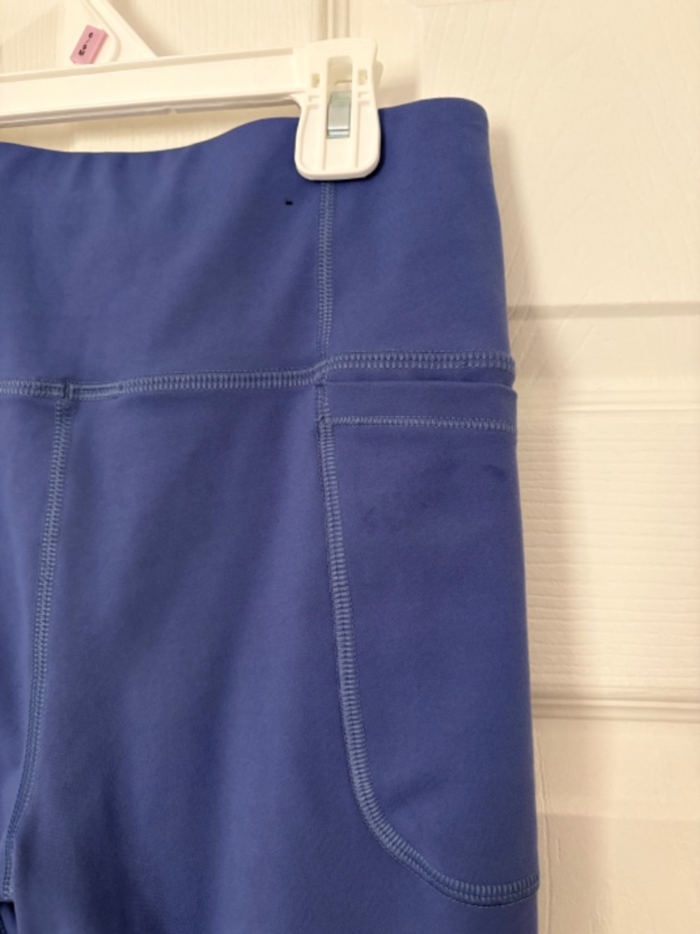Blue-ish Purple Leggings with Pockets - Picture 3 of 4